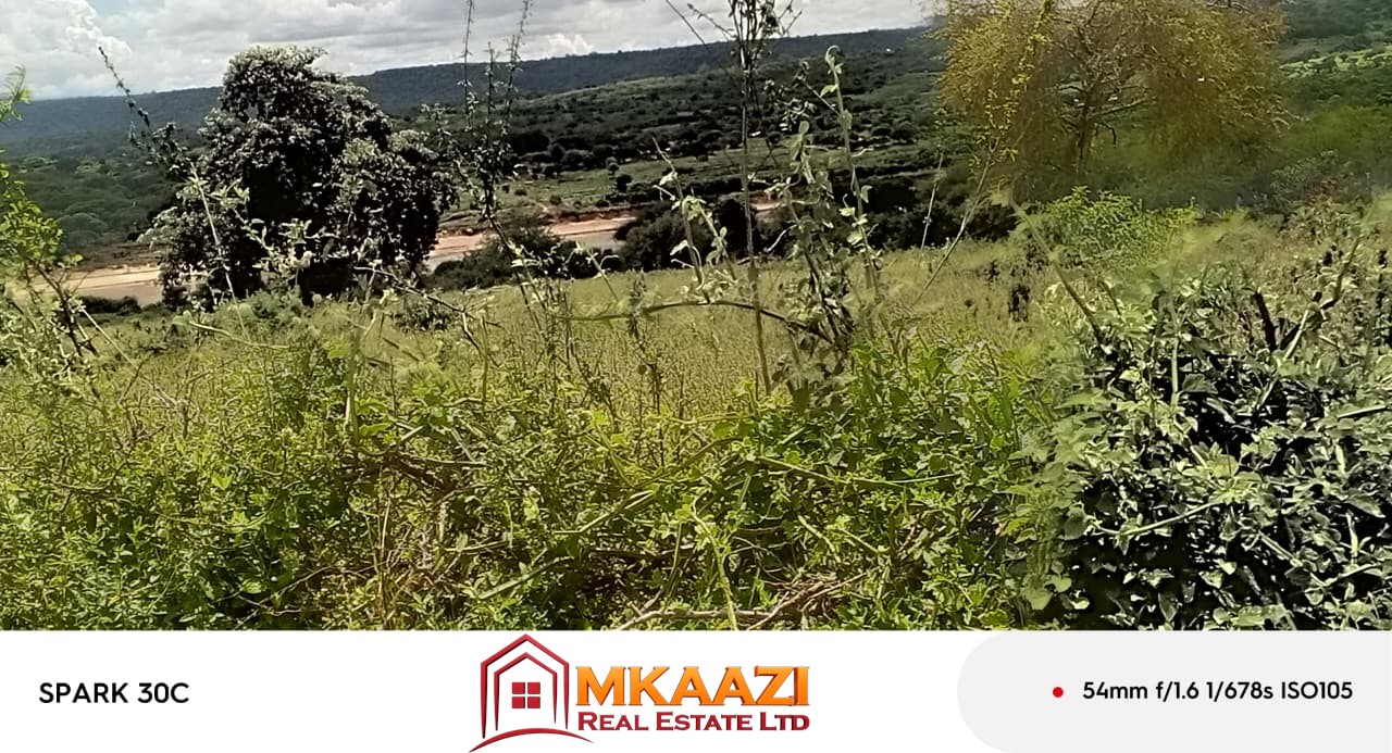 594-acre ranch for sale in Kitui touching River Athi
