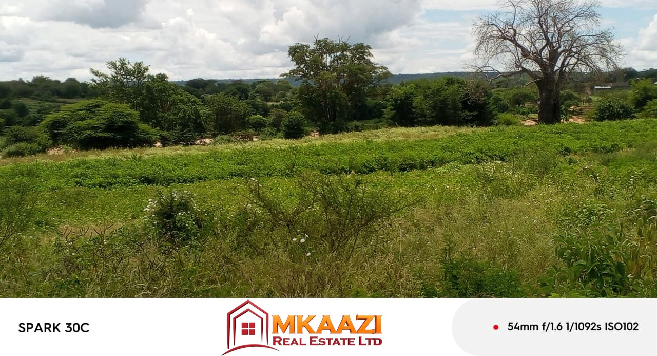 594-acre ranch for sale in Kitui touching River Athi