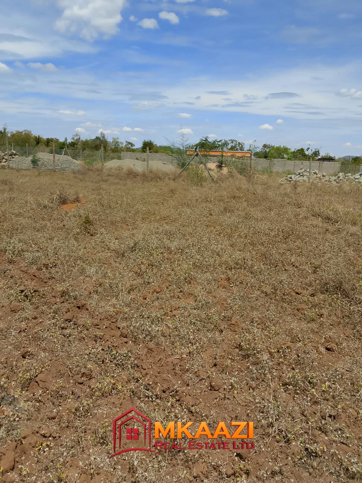 Plot for sale in Gachoka near electricity and EWASCO piped water.
