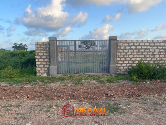 Prime Quarter-Acre Plot for Sale in Mayungu, Malindi – 250m from the Beach | KSh 7.5M