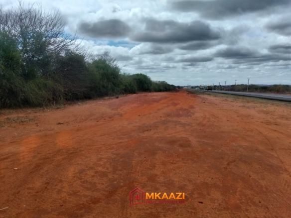 7 Acres of Land for Sale in Ivingoni, Mtito Andei – KSh 2.5M Per Acre