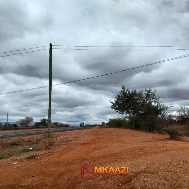 7 Acres of Land for Sale in Mtito Andei – KSh 2.5M Per Acre