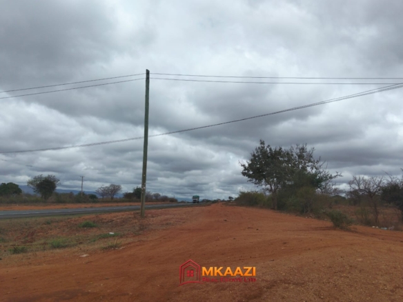 7 Acres of Land for Sale in Ivingoni, Mtito Andei – KSh 2.5M Per Acre