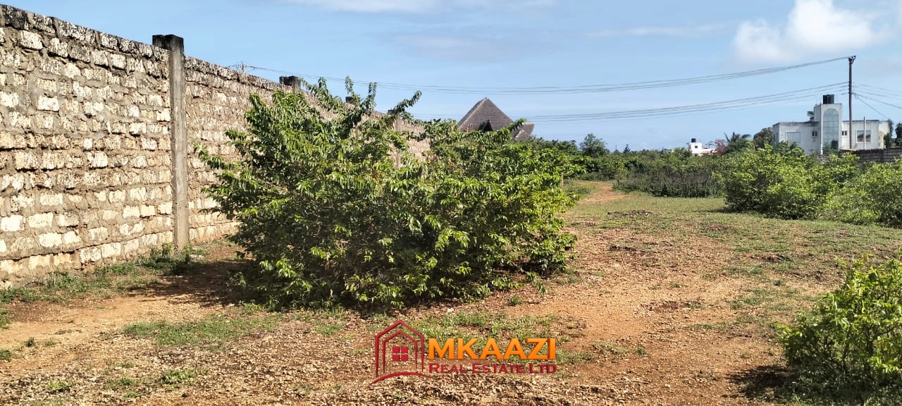 Near SilverSand Plot (1) Residential plot for sale near Silversands Beach, Malindi with boundary wall, freehold titles, power and water on site