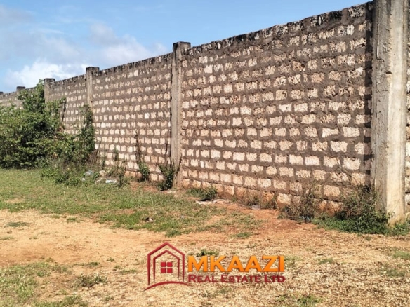 Residential plot for sale near Silversands Beach, Malindi with boundary wall, freehold titles, power and water on site