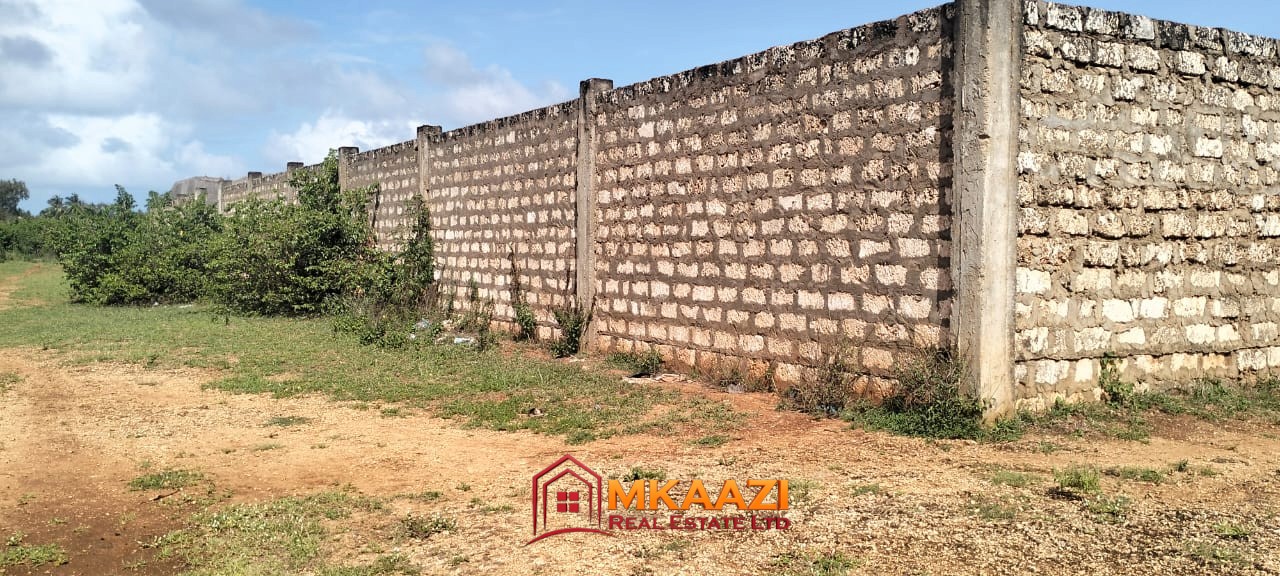 Near SilverSand Plot (4) Residential plot for sale near Silversands Beach, Malindi with boundary wall, freehold titles, power and water on site