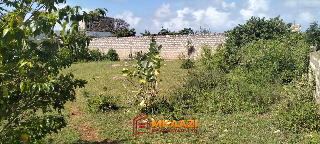 Near SilverSand Plot (7) Residential plot for sale near Silversands Beach, Malindi with boundary wall, freehold titles, power and water on site