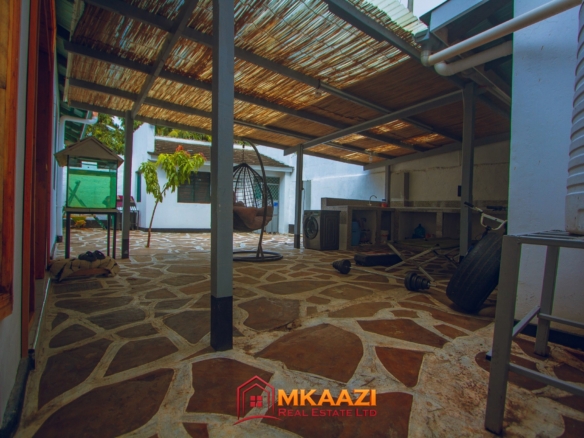 Beautiful Fully Furnished 3-Bedroom House for Sale in Silver Sands Road, Malindi – KSh 16 Million