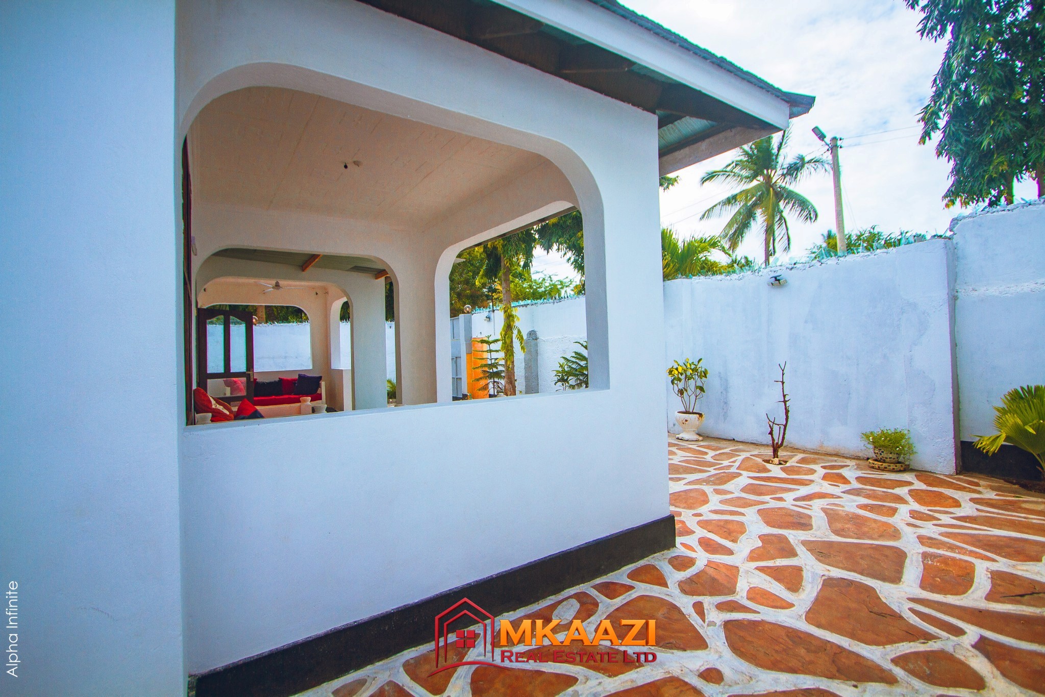 PRIM8775 Beautiful Fully Furnished 3-Bedroom House for Sale in Silver Sands Road, Malindi – KSh 16 Million