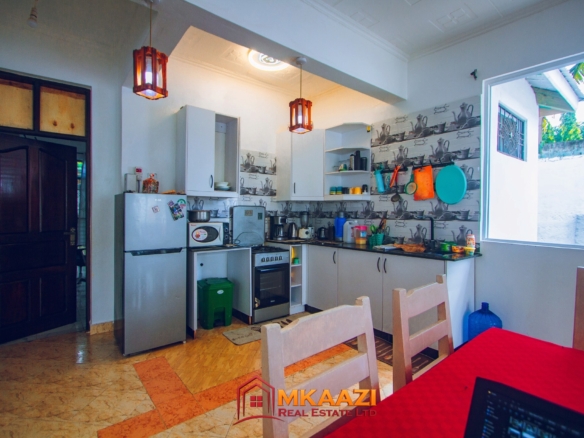 Beautiful Fully Furnished 3-Bedroom House for Sale in Silver Sands Road, Malindi – KSh 16 Million