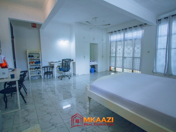 Beautiful Fully Furnished 3-Bedroom House for Sale in Silver Sands Road, Malindi – KSh 16 Million