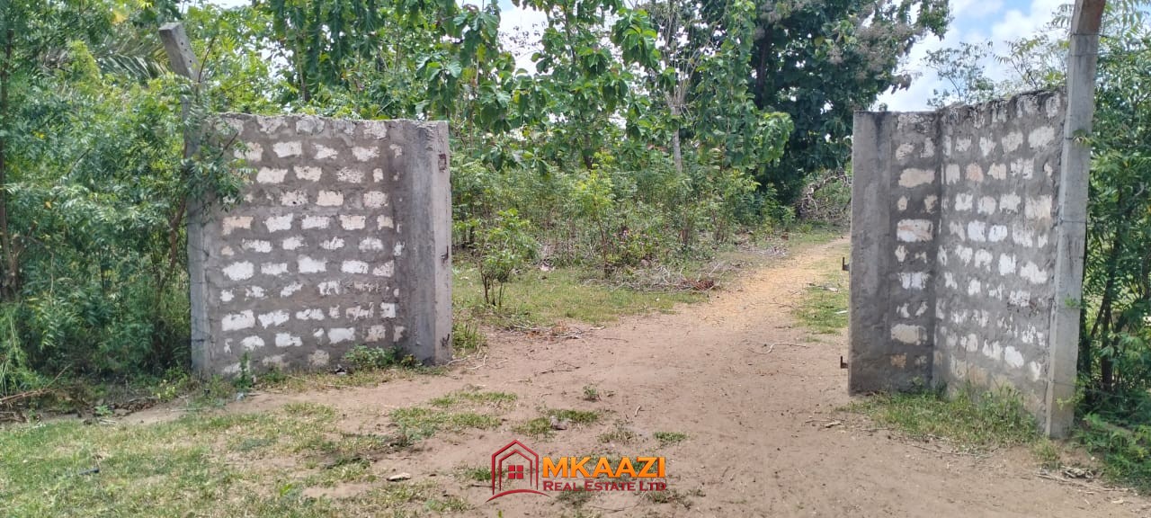 Quater Acre Kakuyuni (9) quarter-acre plots for sale in Kakuyuni, Malindi