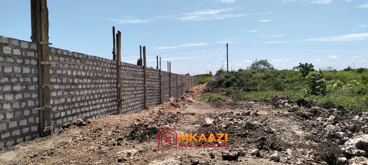 Quater Acre Kanani (2) Prime ¼ Acre Land for Sale off Kanani Road, Watamu – KSh 3.5 Million