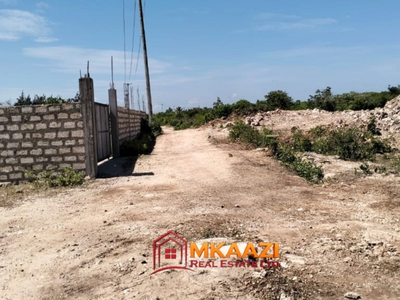 Prime ¼ Acre Land for Sale off Kanani Road, Watamu – KSh 3.5 Million