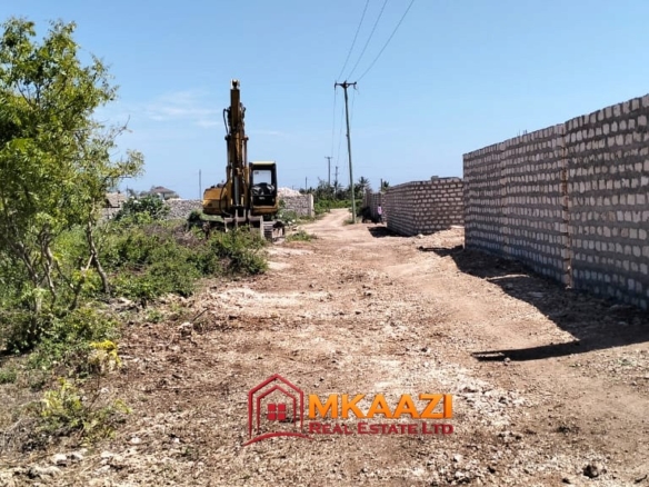 Prime ¼ Acre Land for Sale off Kanani Road, Watamu – KSh 3.5 Million