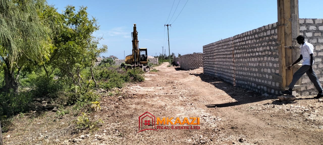 Quater Acre Kanani (4) Prime ¼ Acre Land for Sale off Kanani Road, Watamu – KSh 3.5 Million