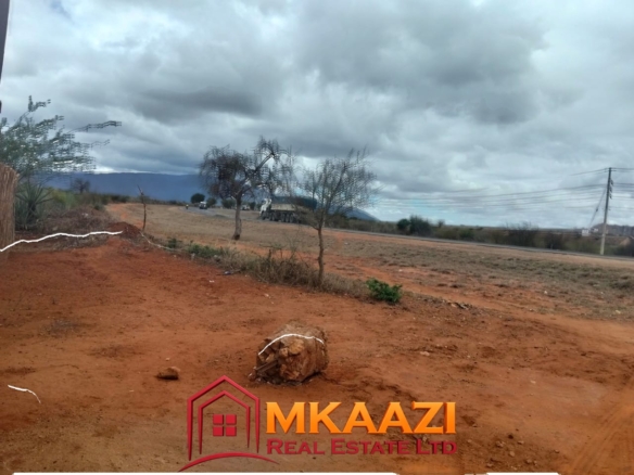 200o Acres Msa Road frontage for sale in VOi