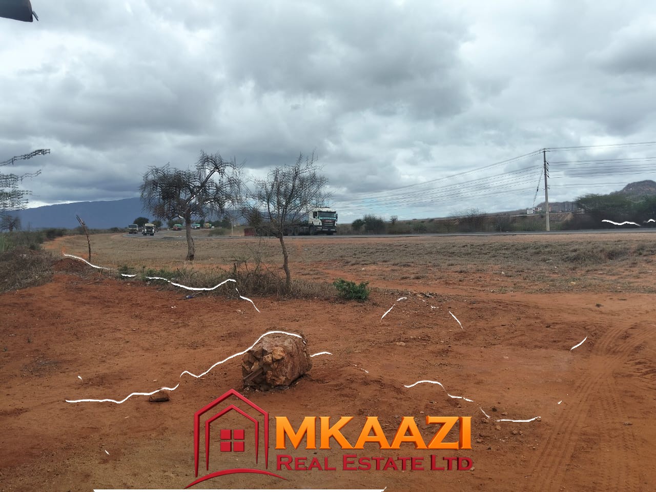 200o Acres Msa Road frontage for sale in VOi