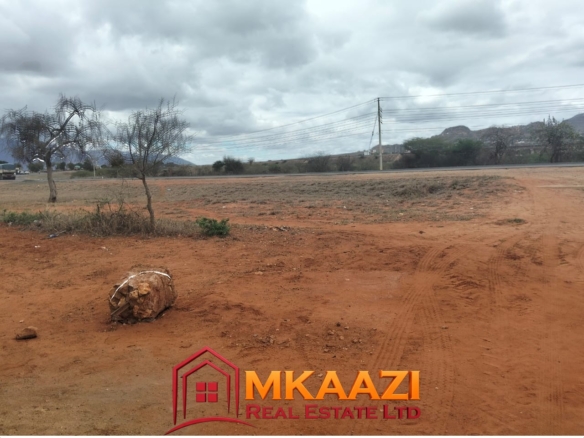 200o Acres Msa Road frontage for sale in VOi